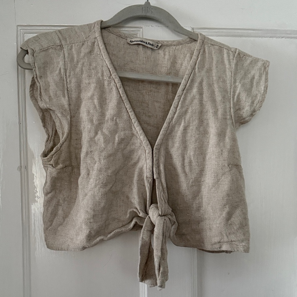 Abercrombie & Fitch cropped linen top with tie front detail